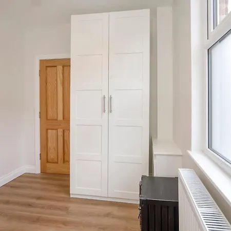 The Granville 4 Bedroom House Sleeps 8 York
