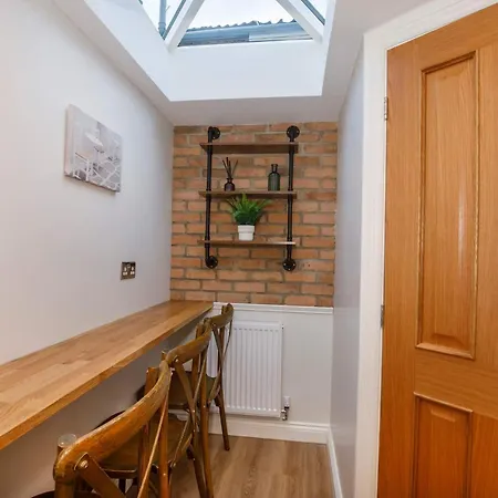 The Granville 4 Bedroom House Sleeps 8