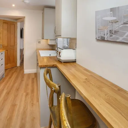 The Granville 4 Bedroom House Sleeps 8 Feriehus York