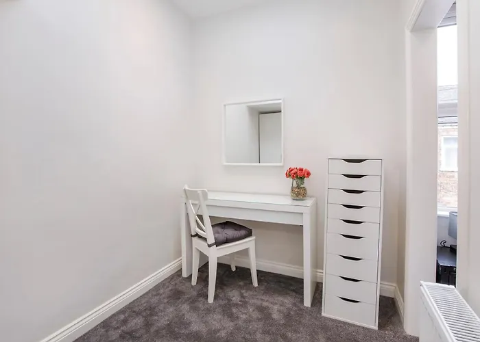 The Granville 4 Bedroom House Sleeps 7 * York